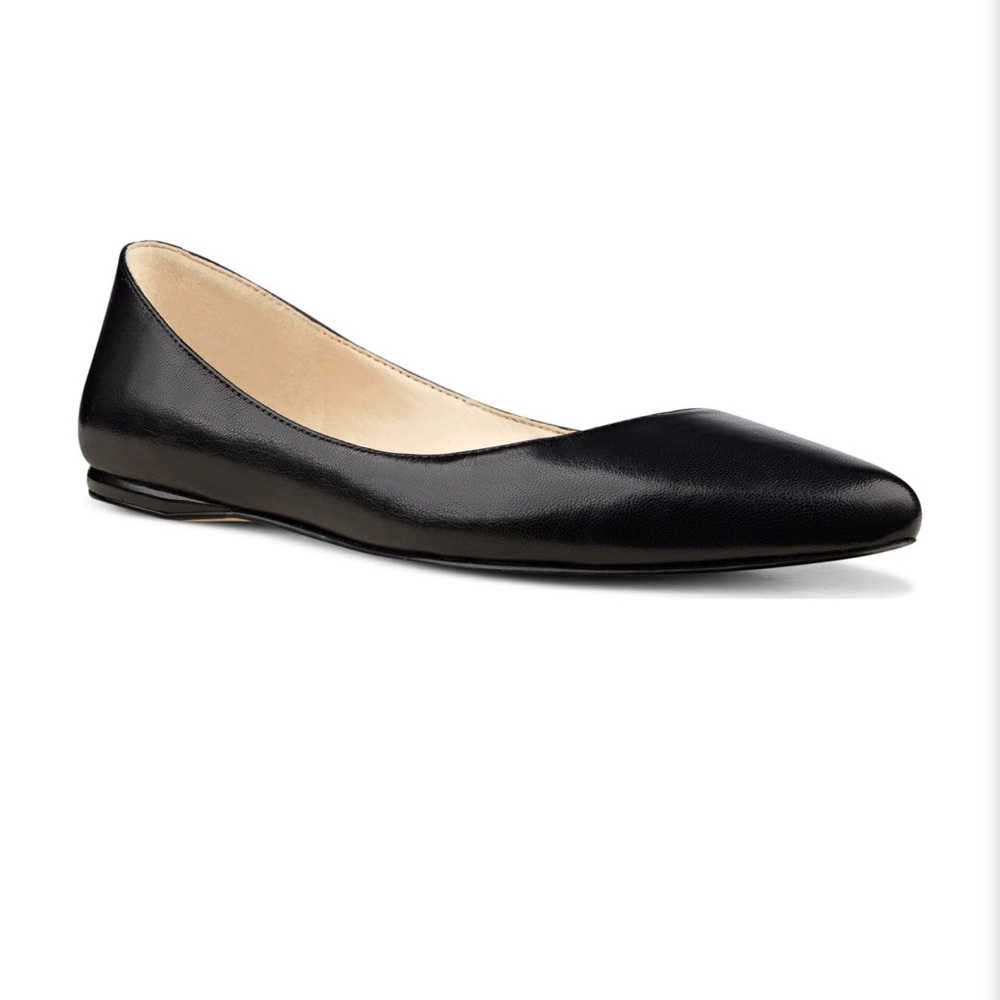 Nine West “Speak Up” black leather flats- 7W Orig $79. Worn once.
